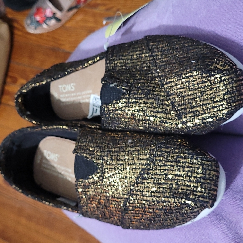 TOMS for Women: Classic Bronze/Gold GlitterĀ Slip on Shoe sz 6 - Picture 2 of 10